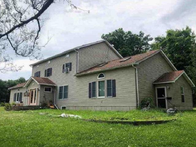 141 HILL RD Middletown, NY 10940
