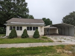 803 E Olive St Staunton, IL 62088 - Image 2770398