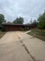 2215 10th Ave S Saint Cloud, MN 56301 - Image 2779700