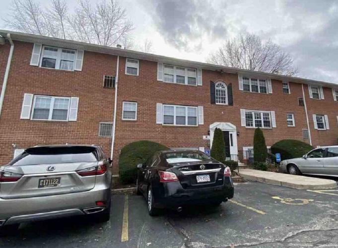 826 S AVE APT R4 Clifton Heights, PA 19018