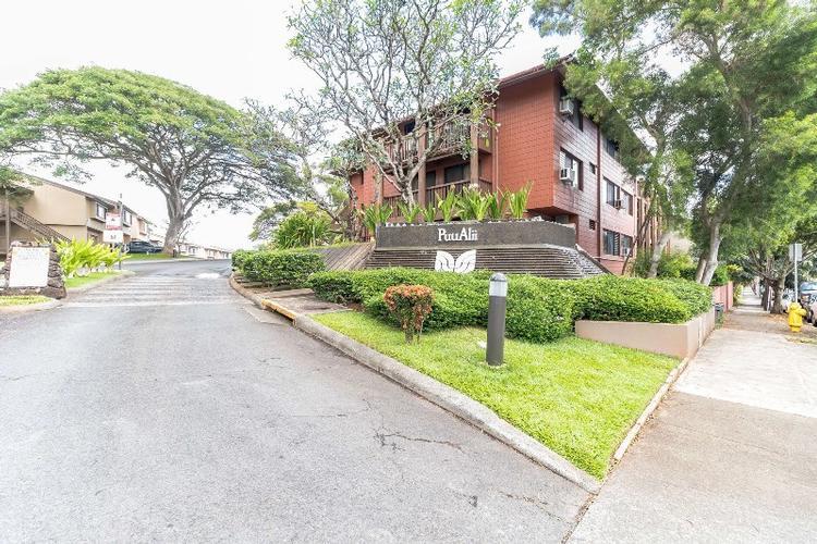 46-001 Puulena St #B5 Kaneohe, HI 96744