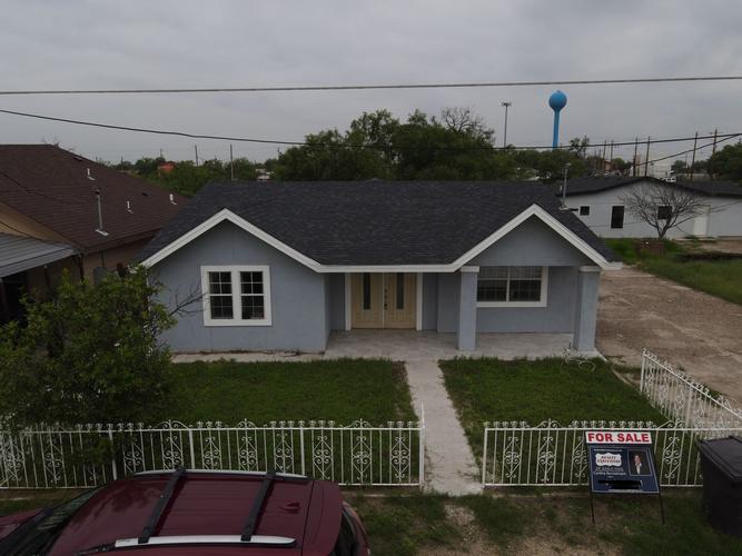 2985 RODRIGUEZ ST Eagle Pass, TX 78852