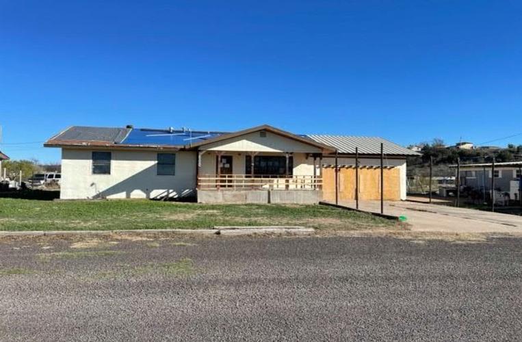 2005 WILLOW ST Ozona, TX 76943