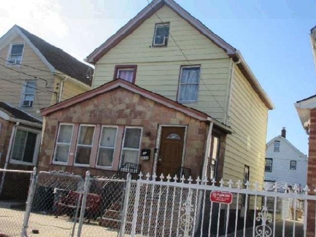 91 -12 187TH PL Hollis, NY 11423