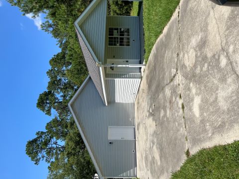 6080 E Adams St Bay Saint Louis, MS 39520