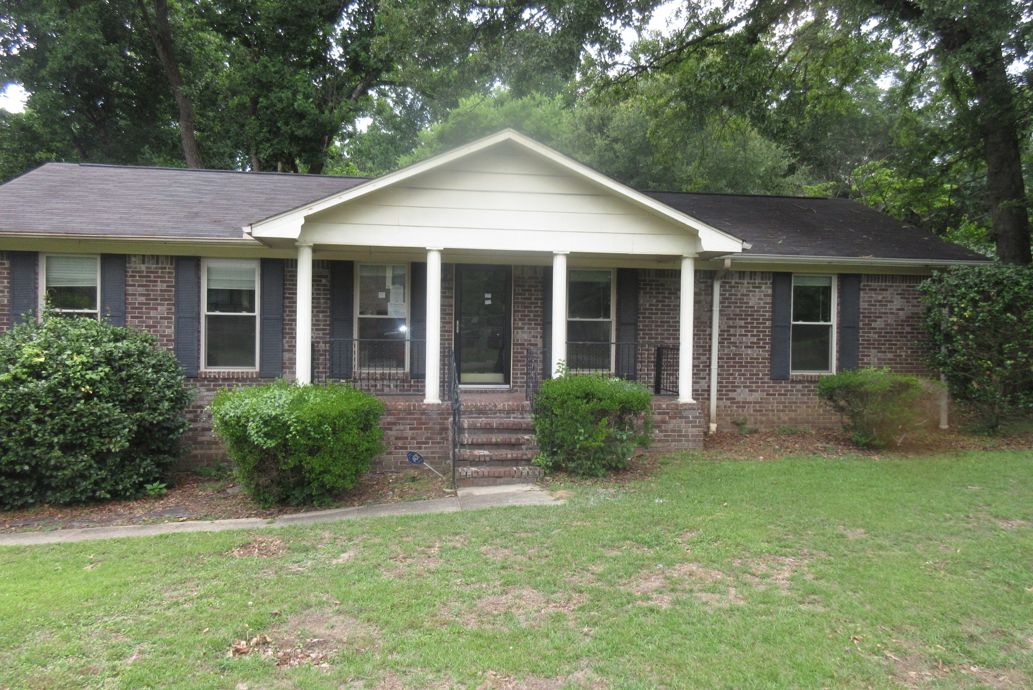 1140 10th Ct Pleasant Grove, AL 35127