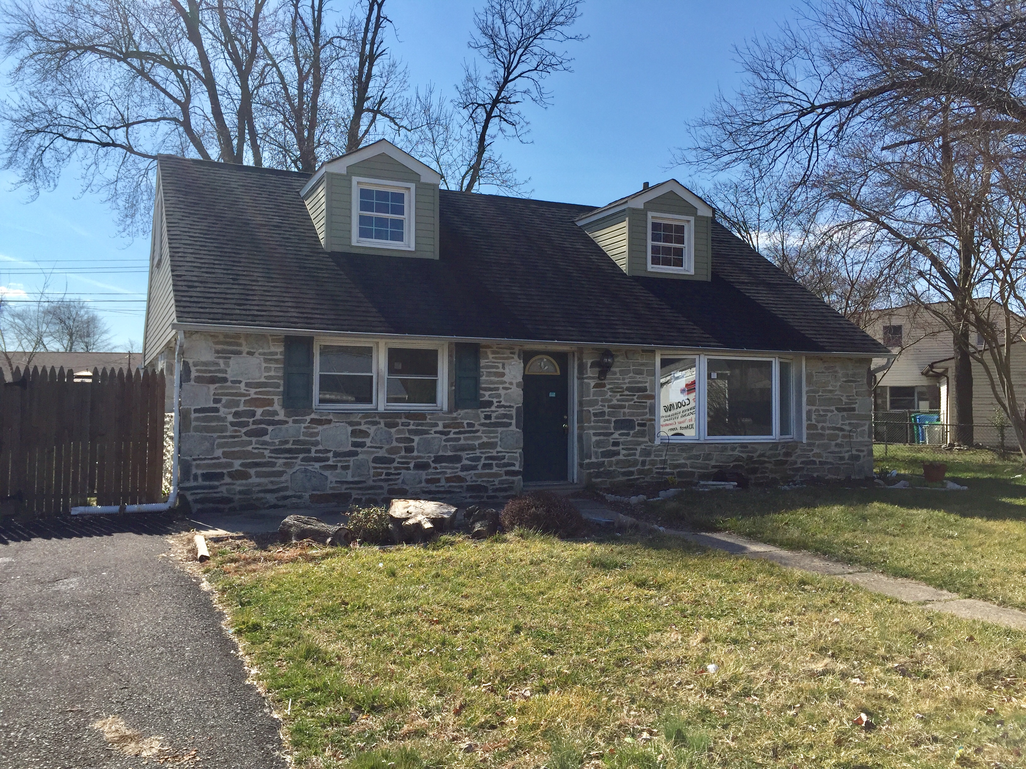 2515 Laurel Dr Bristol, PA 19007