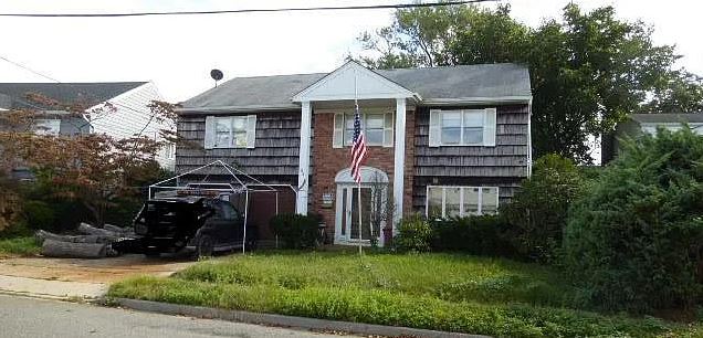 94 jeffery Oceanside, NY 11572