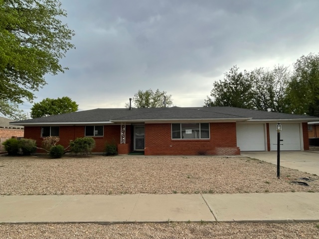 504 New Mexico Dr Roswell, NM 88203