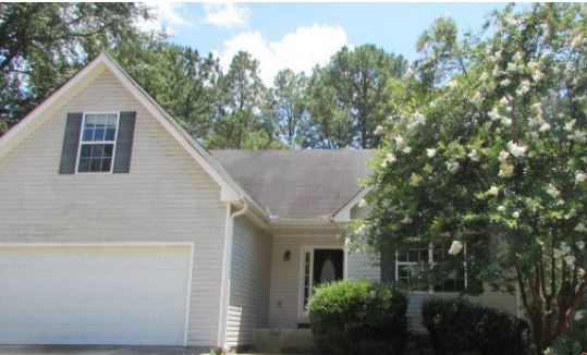 152 Calico Loop Grantville, GA 30220