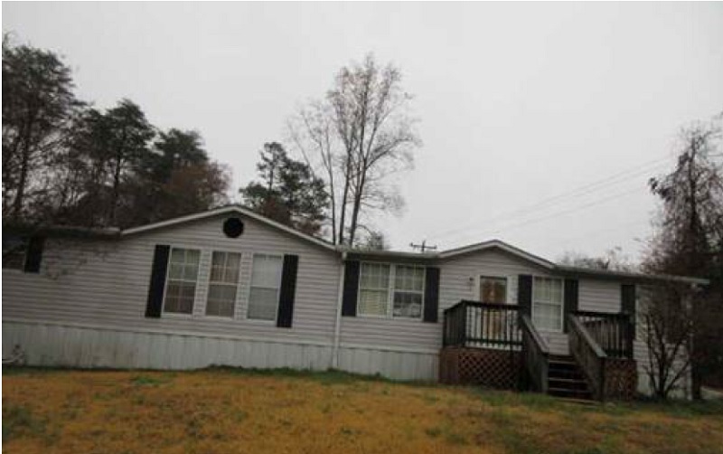 2 S SILVER LAKE DR Taylors, SC 29687