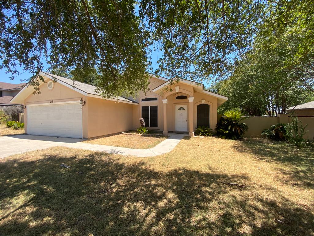 218 White Feather Trl Del Rio, TX 78840