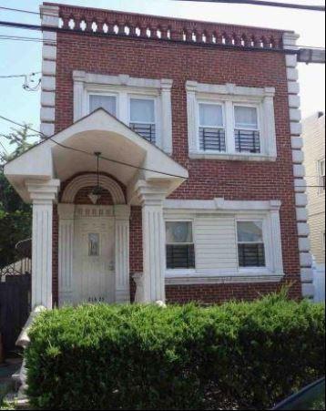 216 -25 136TH RD Springfield Gardens, NY 11413