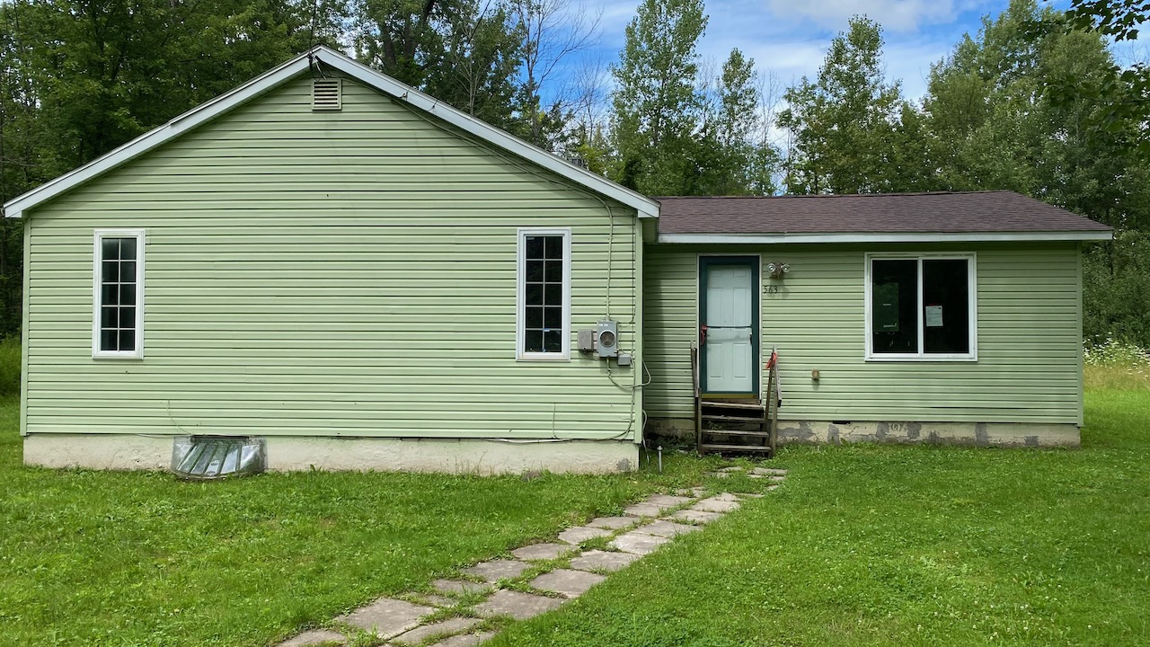 563 County Route 12 Pennellville, NY 13132