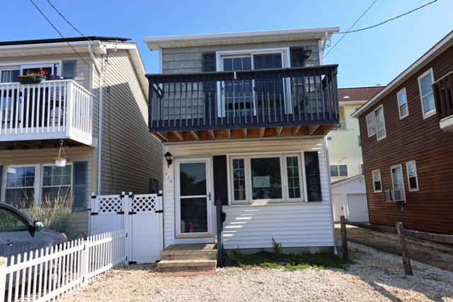 130 Porter Ave Seaside Heights, NJ 08751