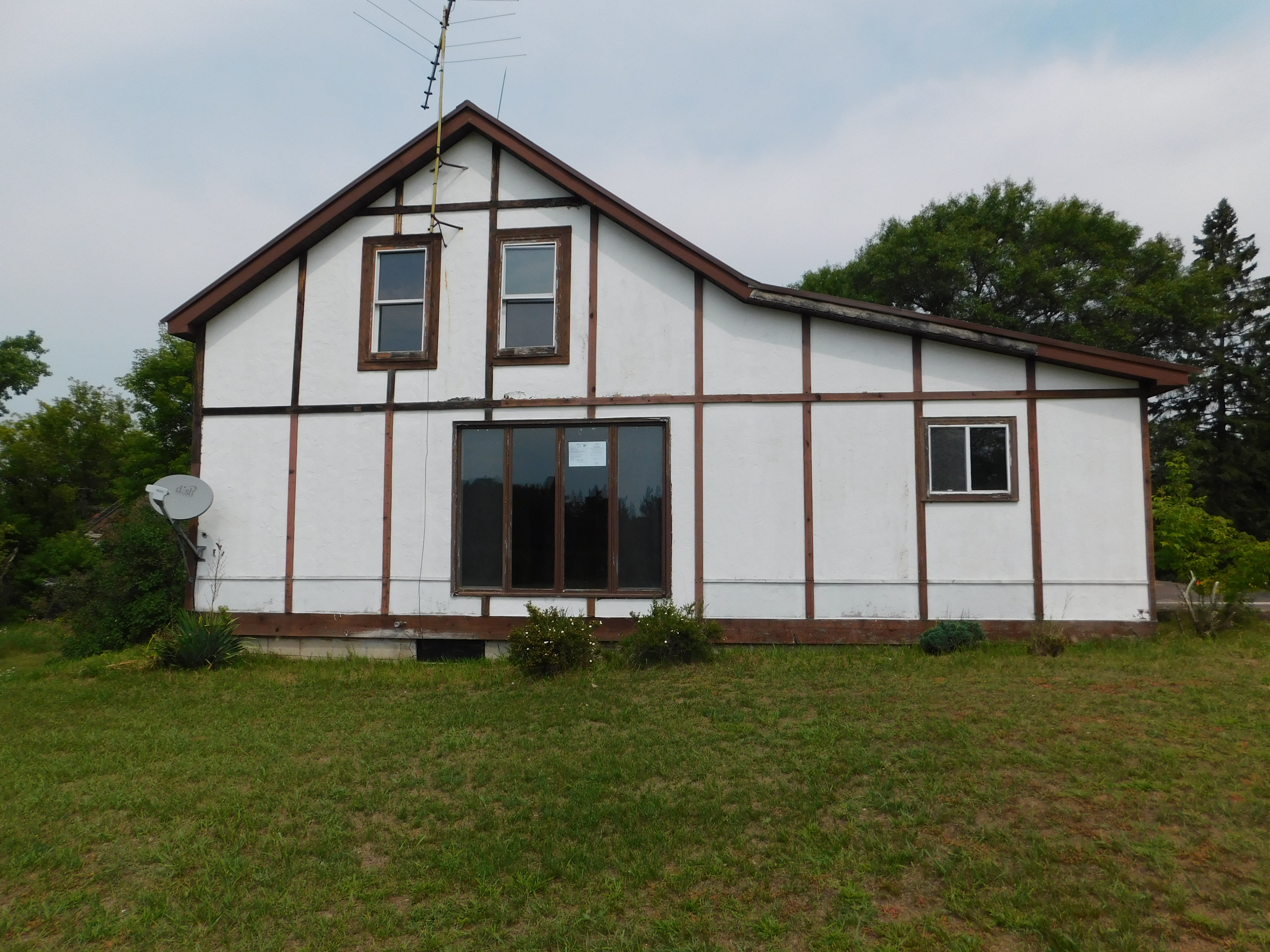 W7902 Kaiko Rd Wausaukee, WI 54177