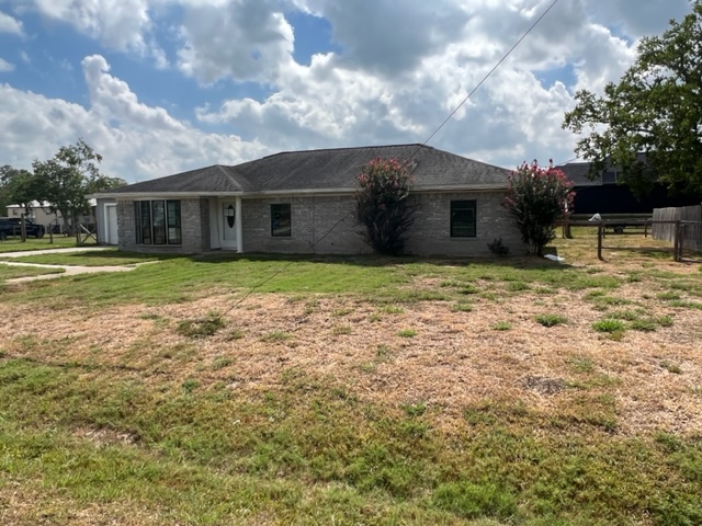 19114 County Road 520b Brazoria, TX 77422