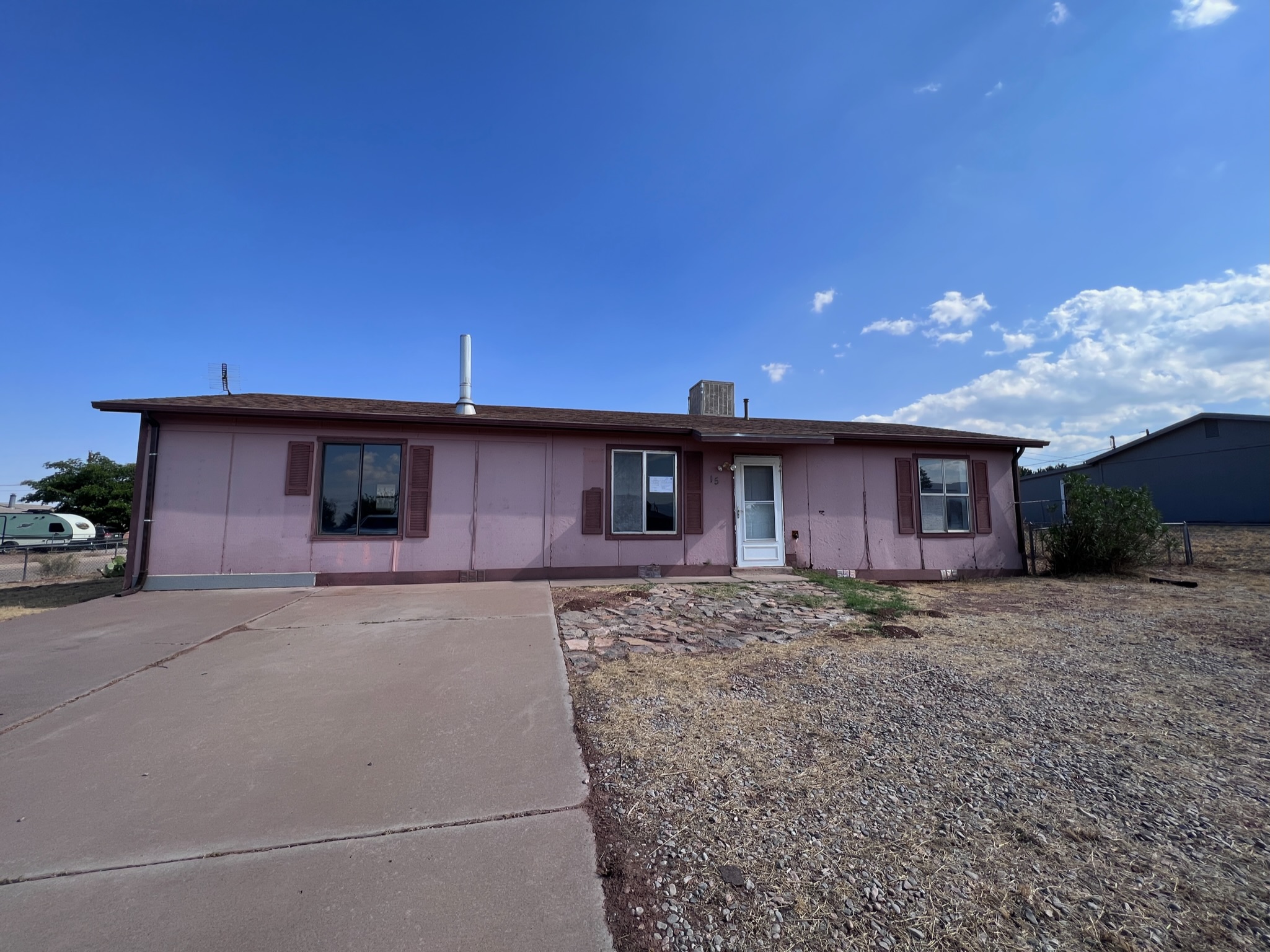 15 Alicia Dr La Luz, NM 88337