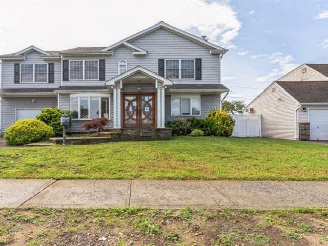 2670 ALDER AVE East Meadow, NY 11554