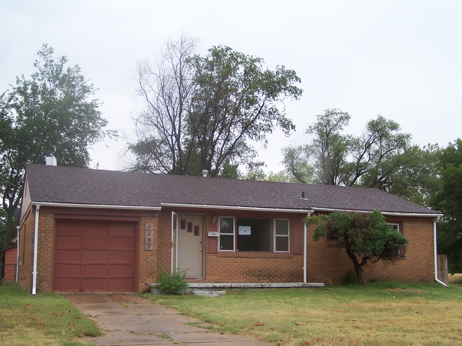 1107 E Gidley St Wichita, KS 67216