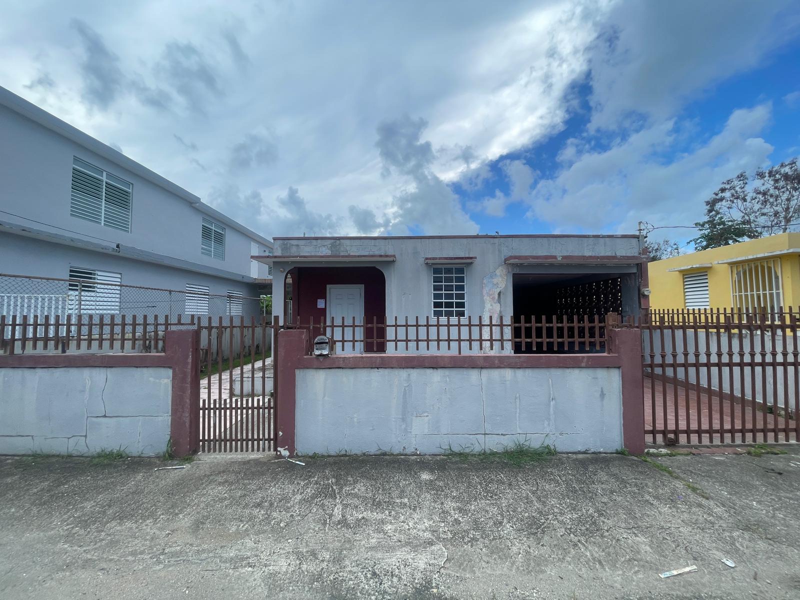 Lu2 Ext. Antonio Roig Prha-9 Humacao, PR 00791