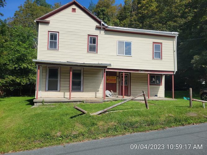 111 GREEN HOLLOW RD Berlin, NY 12022