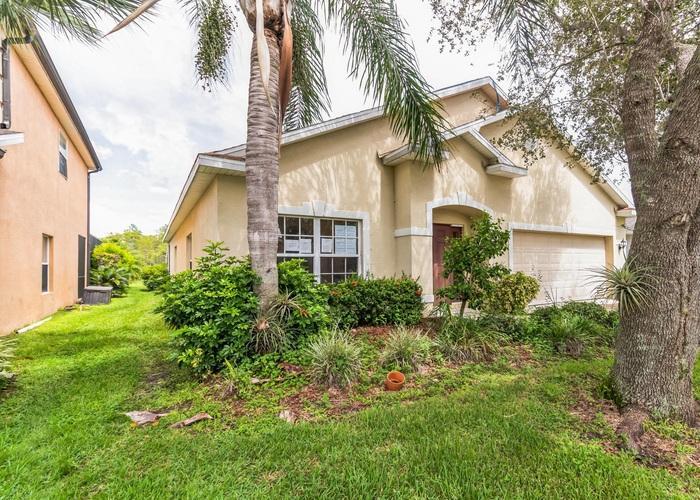 8981 FALCON POINTE LP Fort Myers, FL 33912