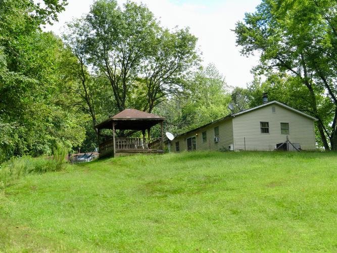 4366 JOHNSON RD Boonville, IN 47601