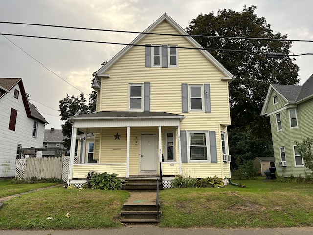 49 Howard St Holyoke, MA 01040