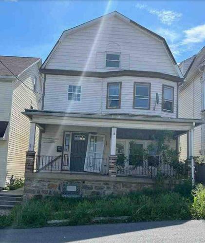 115 BELL AVE Altoona, PA 16602