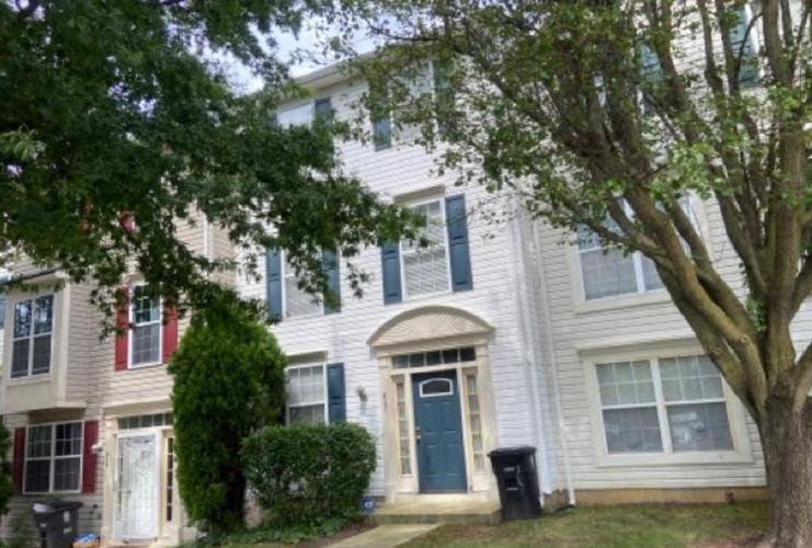 867 ENGLISH CHESTNUT CT Hyattsville, MD 20785