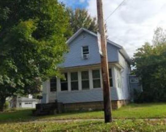 105 S MAIN ST New London, OH 44851