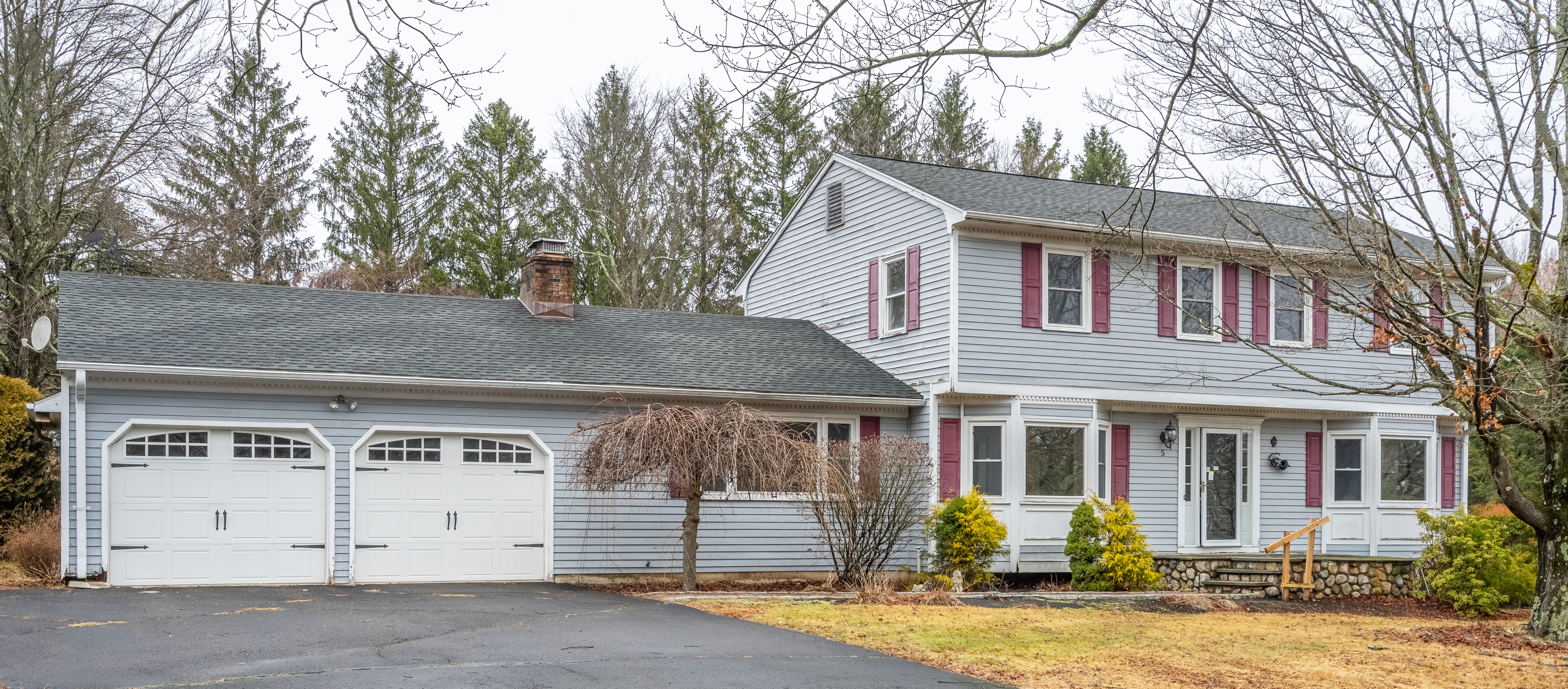 5 Deerfield Lane Monroe, CT 06468