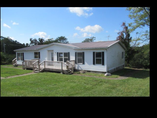 205 Freedom Ln Dry Ridge, KY 41035