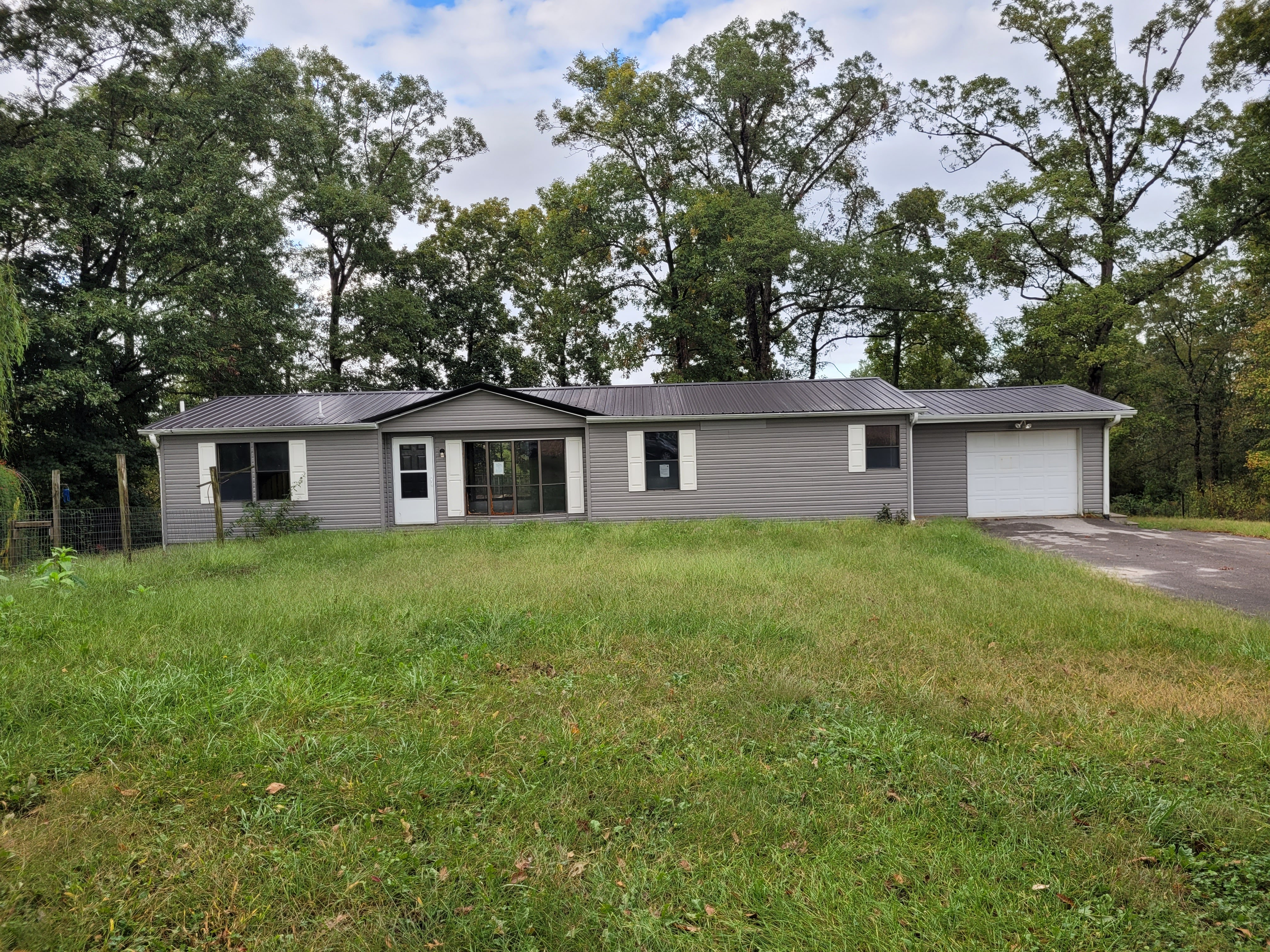 10843 State Highway C Altenburg, MO 63732