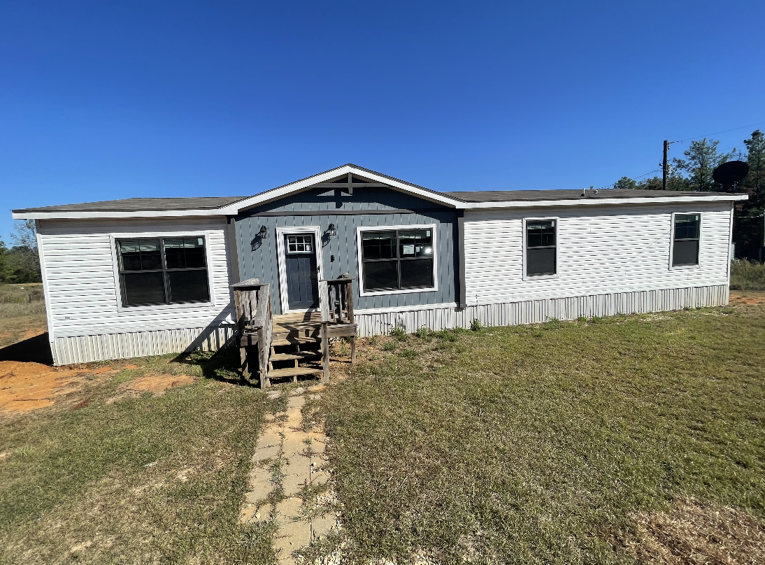 2070 Hartwell Rd Summit, MS 39666