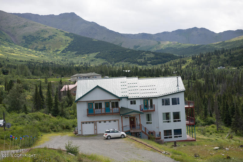 16528 Kings Way Dr Anchorage, AK 99516