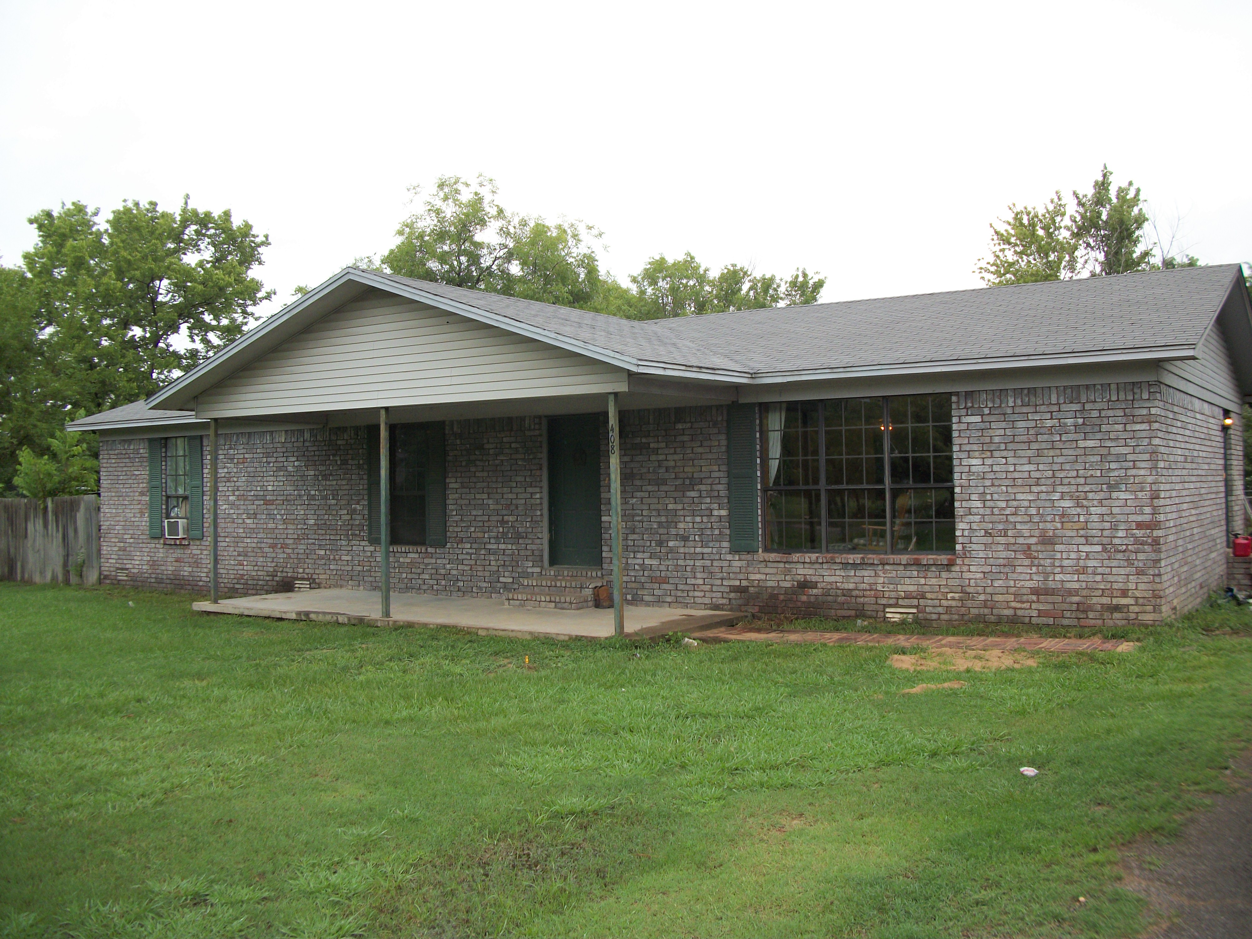 408 S 7TH St Coal Hill, AR 72832