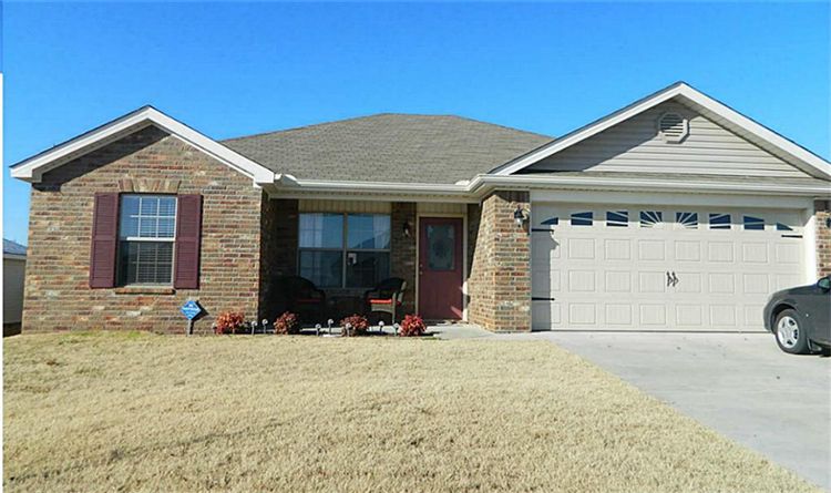 315 Colony Ct Barling, AR 72923