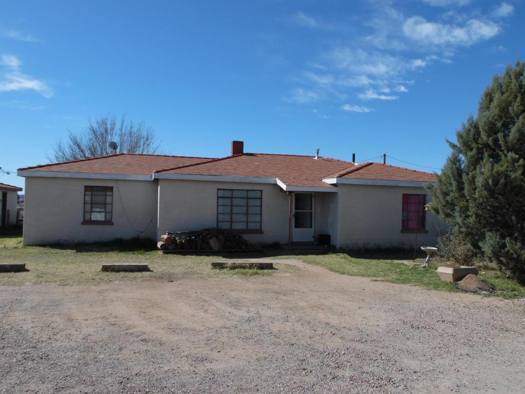 4305 W Gleeson Road Road Elfrida, AZ 85610