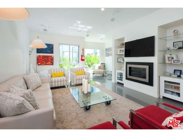 310 Washington #302 Marina Del Rey, CA 90292