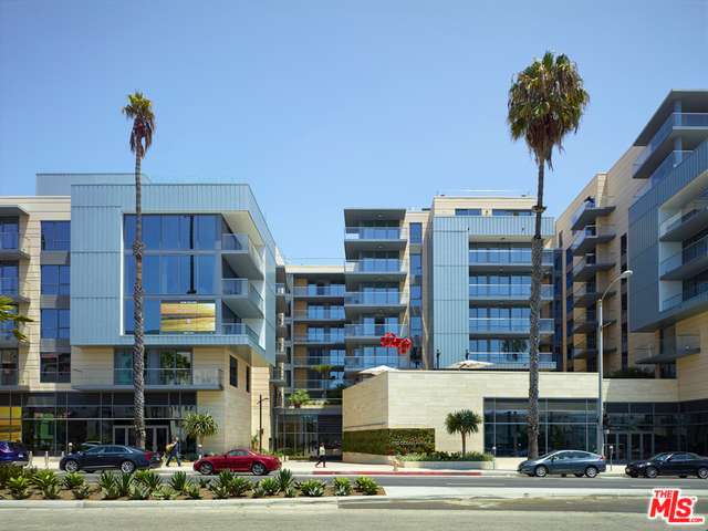 1755 Ocean Ave #702 Santa Monica, CA 90401