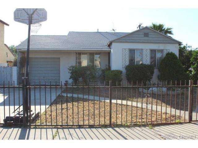 8049 Wisner Avenue Van Nuys, CA 91402