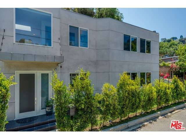 14436 Glorietta Dr Sherman Oaks, CA 91423