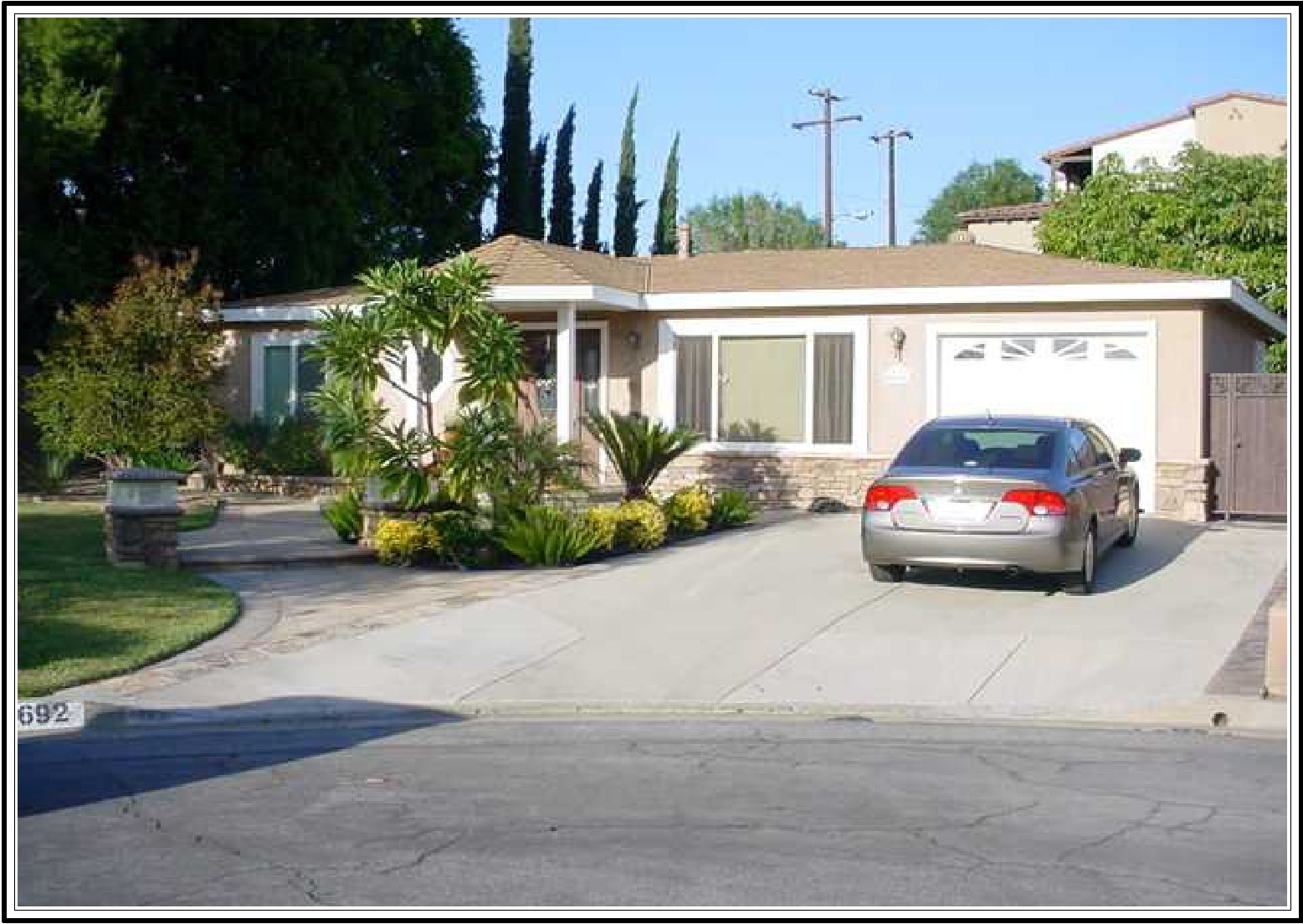 4692 N Edenfield Ave Covina, CA 91722