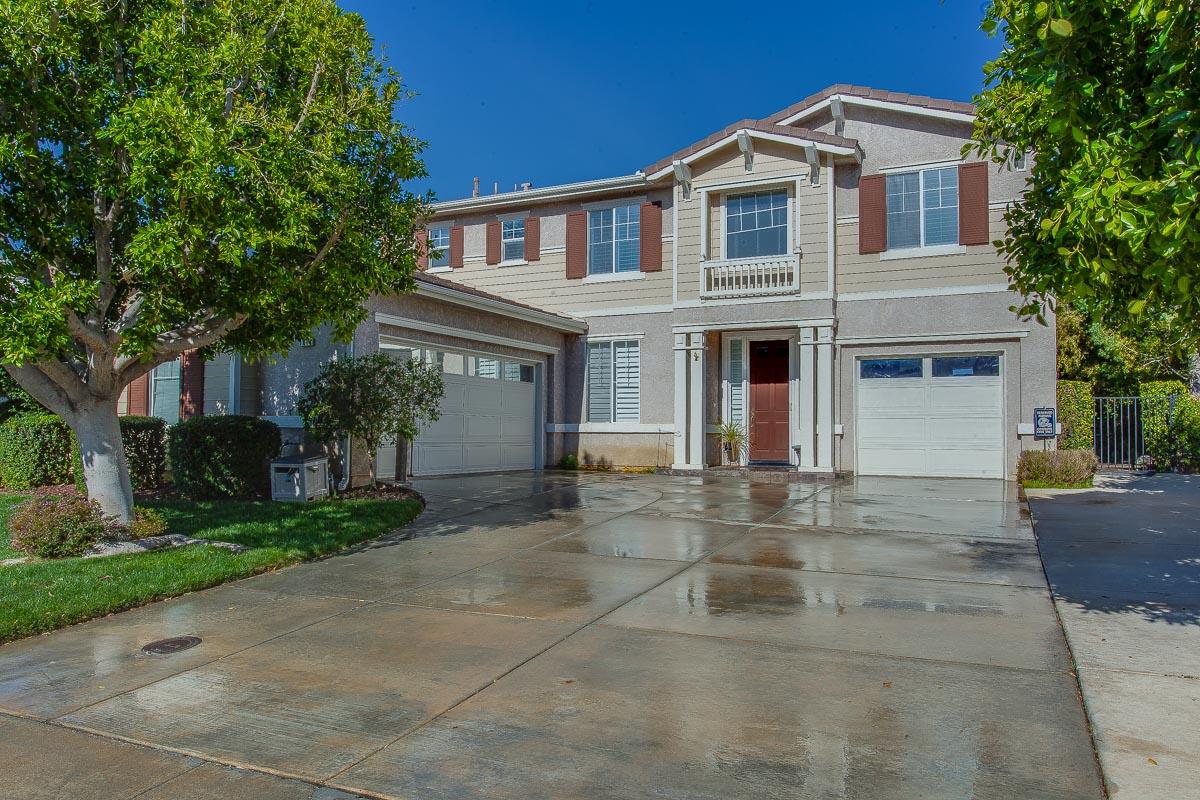 1213 Laurel Fig Dr Simi Valley, CA 93065