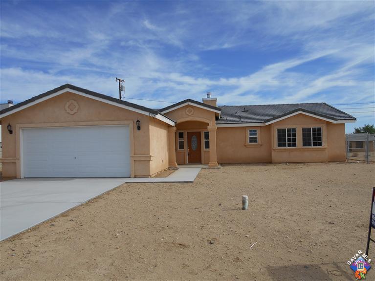 9125 Columbine Ave California City, CA 93505