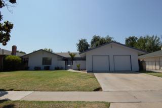 3008 E Donahoo St Fresno, CA 93721