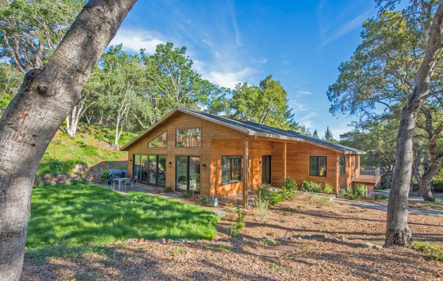 308 Canyon Dr Portola Valley, CA 94028