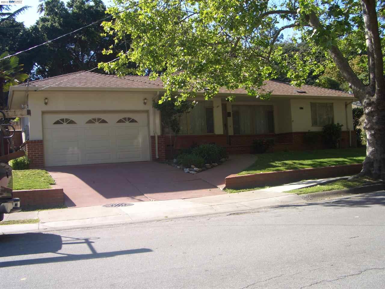 21885 Tanglewood Drive Castro Valley, CA 94546